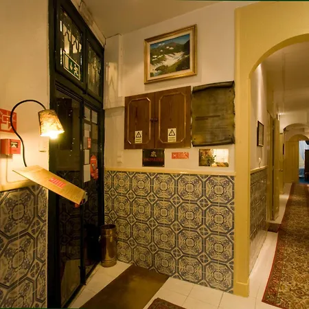 بيت ضيافة Residencial Geres Lisboa