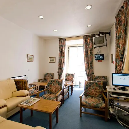 Pensjonat Residencial Geres 3*