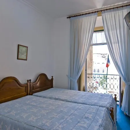 Residencial Geres 3*